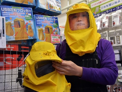 日本の春、美しきサクラと花粉症の苦痛