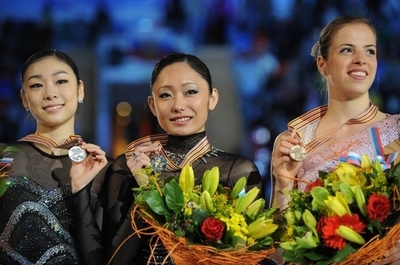 安藤がキム・ヨナ抑え2度目の優勝 11世界フィギュア