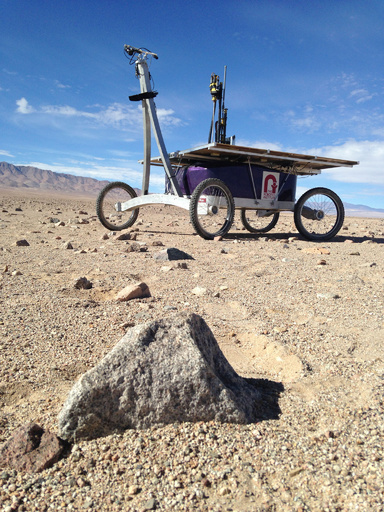 NASA、火星探査ロボットの試作機を砂漠で試験