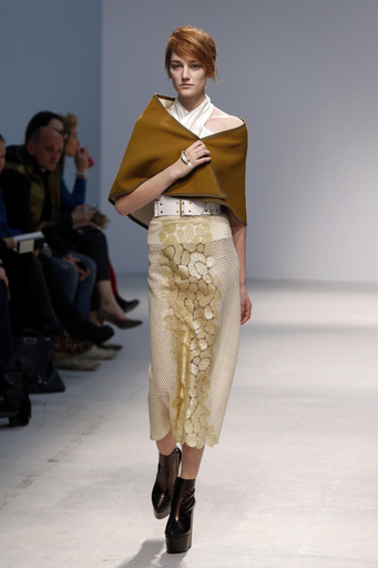 ＜13/14年秋冬パリコレクション＞ヴェロニク・ルロワ