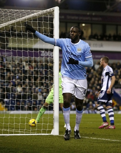 シティがアウェーで勝利、トゥーレが2得点を挙げる活躍