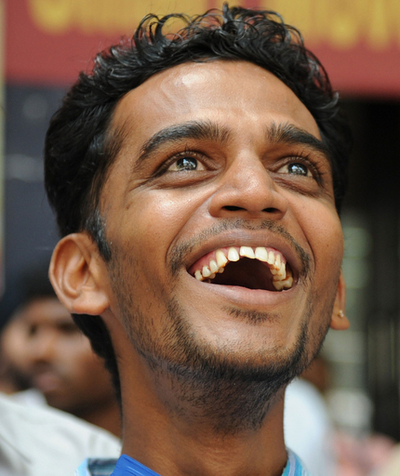 インド市場、株価急騰で取引停止 与党連合の勝利に好感