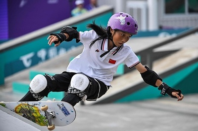 13歳の女子選手 中国最年少のアジア大会チャンピオンに