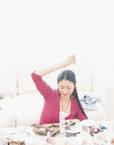 ＜senken h 104＞小雪さんが初エッセイを発行／『ギフト』