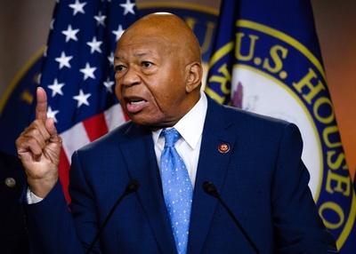 米民主党のカミングス議員が死去 大統領弾劾調査で中心的役割