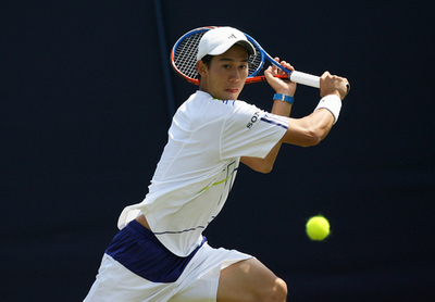 錦織 1回戦を途中棄権、エイゴン国際