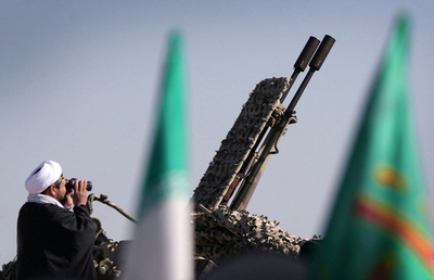 イラン、「核施設への脅威」に備えて軍事演習