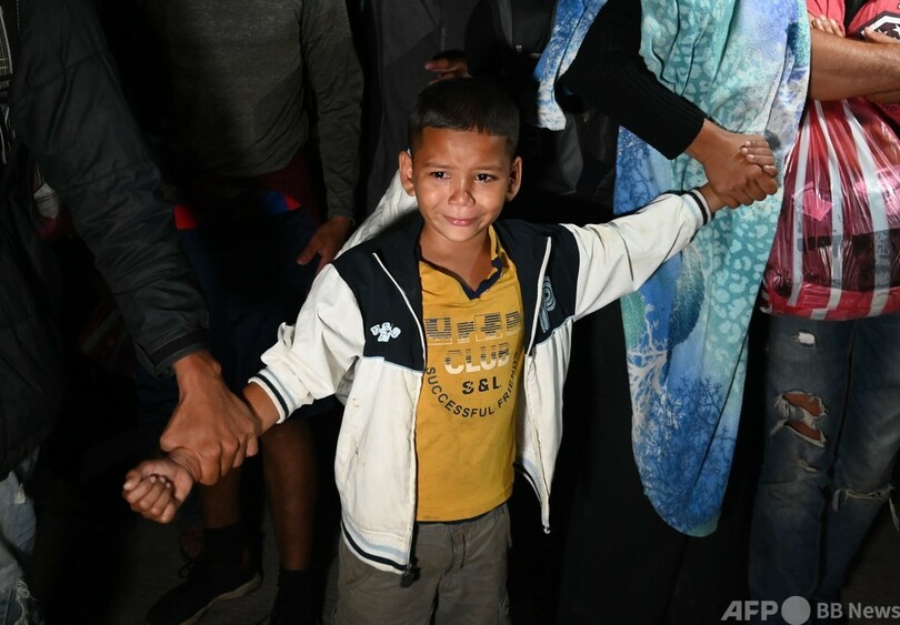 ホンジュラスから米国目指す、移民ら4500人 グアテマラ入り