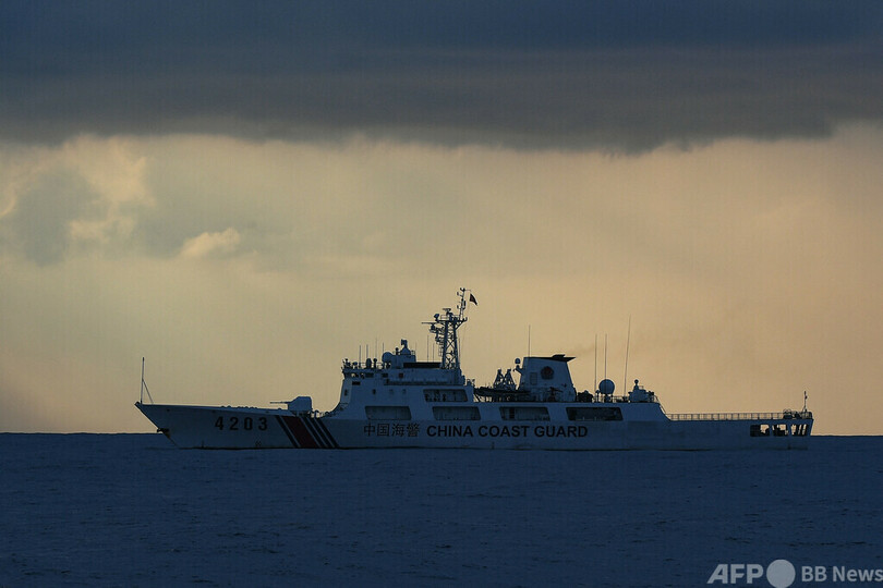 中国、南シナ海係争水域近くでフィリピン船に「制御措置」