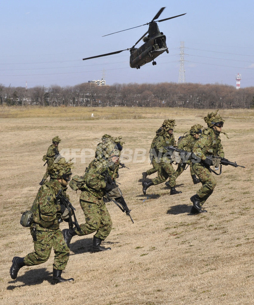 陸自第1空挺団が今年初の降下訓練
