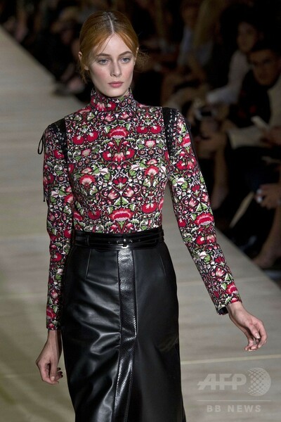 ドナテラ・ヴェルサーチもコレクション発表、「サンパウロ・ファッション・ウィーク」開催