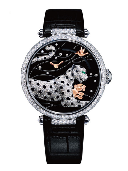 「カルティエ」SIHH2016、ハイジュエリーと複雑機構を融合したタイムピースを発表