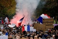 仏首都パリでイスラム嫌悪に抗議するデモ行進に参加する人々（2019年11月10日撮影）。(c)GEOFFROY VAN DER HASSELT / AFP