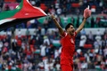 サッカーアジアカップ、準々決勝、タジキスタン対ヨルダン。勝利を喜ぶヨルダンのヤザン・アル・ナイマト（2024年2月2日撮影）。(c)KARIM JAAFAR / AFP