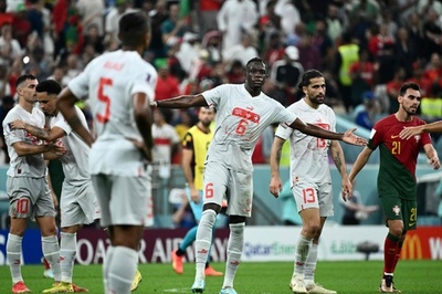 W杯敗退のスイス、新型コロナのチーム内感染を否定 数人が不調