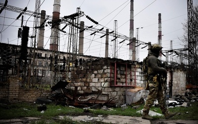 ロシア軍、親ロ派支配「ルガンスク共和国」公開