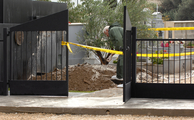 キプロス前大統領の遺体、墓から盗まれる