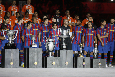 FCバルセロナ 親善試合でカズマSCに勝利