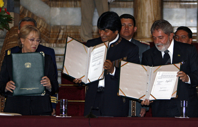 南米に初の東西横断道路、2009年の完成めざし合意