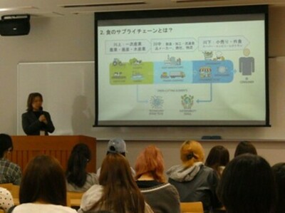実践女子大学食科学部食科学科が食の「川上」から「川下」までを学ぶ授業を開始。シンクロ・フードとの産学連携で学生の視野と学びを広げる。次回講座は９月15・16日に