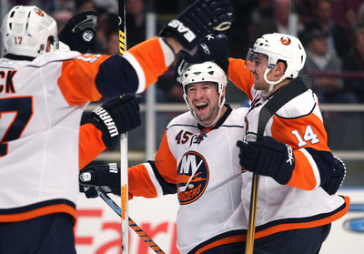 アイランダーズ レンジャーズを下し2連勝