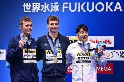 マルシャンがフェルプスの最後の記録破り金、瀬戸が銅 世界水泳