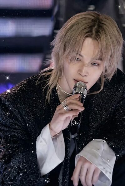 BTSジミンの金髪パフォーマンスがSNSで話題拡大