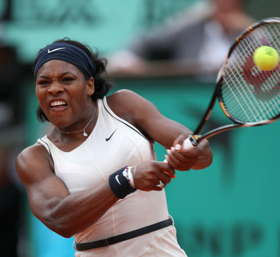 セレーナ ヨハンソン退け3回戦進出