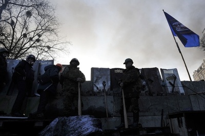 ウクライナ政府、反政権側と「暫定的な和解」と発表