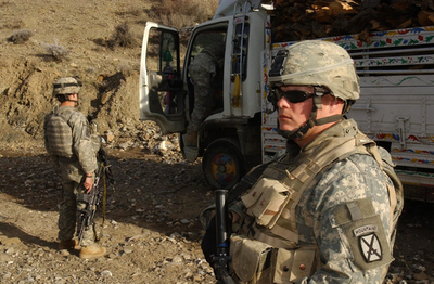 アフガニスタンとの衝突の解決に向けた会談で発砲、米兵含む数人が死亡か - パキスタン