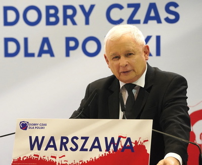 ポーランド政府高官狙ったサイバー攻撃「ロシアが発信元」 与党党首