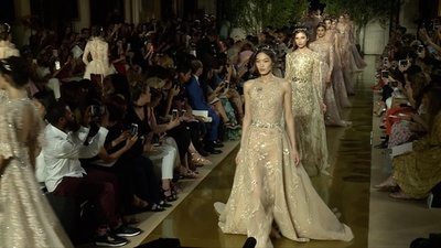 動画：ギブソン・ガールの再来「ズハイル・ムラド」17/18年秋冬パリ・オートクチュール