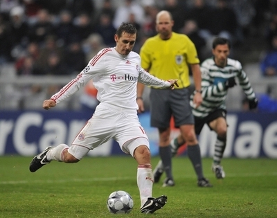 クローゼ 足首手術で6週間離脱へ