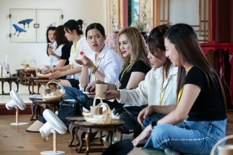 ソウルの景福宮での宮廷料理文化体験(c)news1