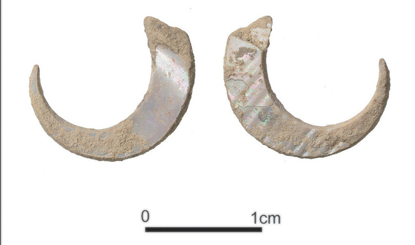 世界最古2万3000年前の釣り針、沖縄のサキタリ洞遺跡