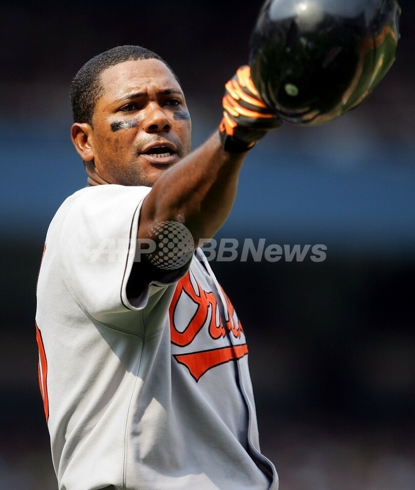 テハダ 5選手とのトレードでアストロズへ