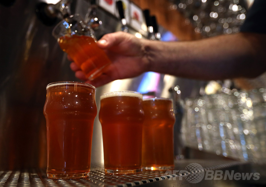 飲酒が原因で10秒に1人死亡、WHOが警告 飲酒が原因で10秒に1人死亡、WHOが警告