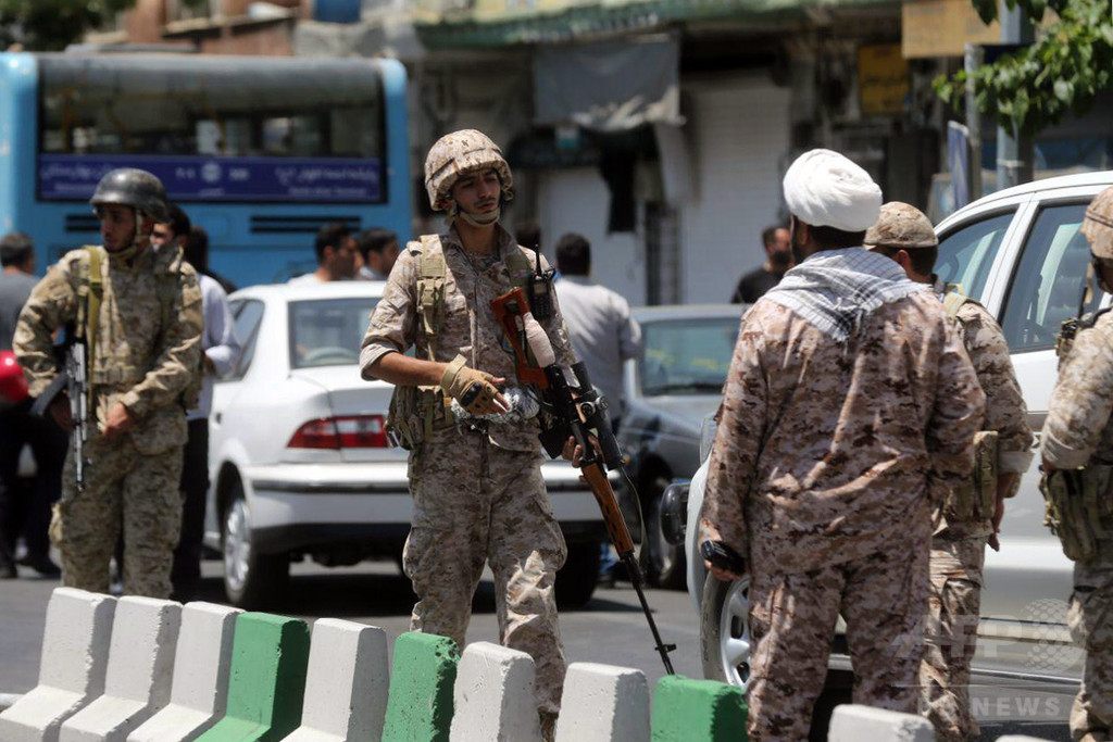イラン南部で革命防衛隊とISが戦闘 兵士3人死亡 イラン南部で革命防衛隊とISが戦闘 兵士3人死亡