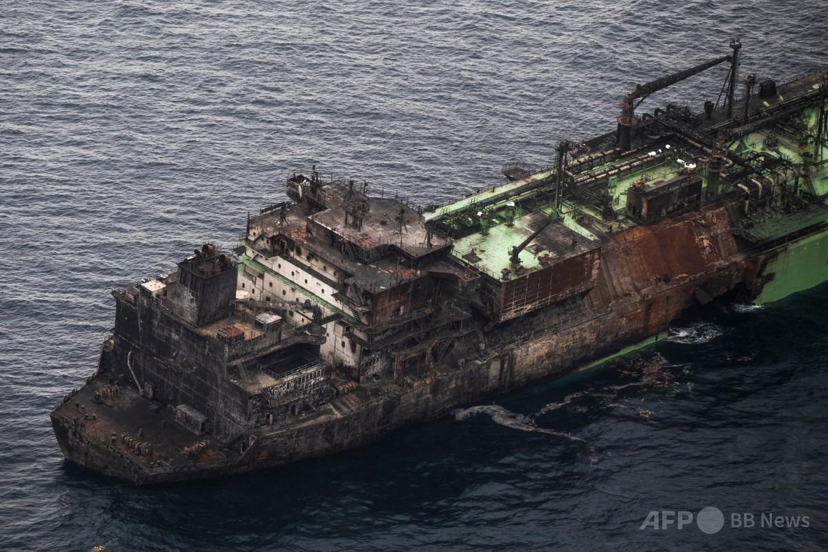 地中海で3週間漂流のロシアLNG船、リビアに曳航へ 「影の船団」 写真8
