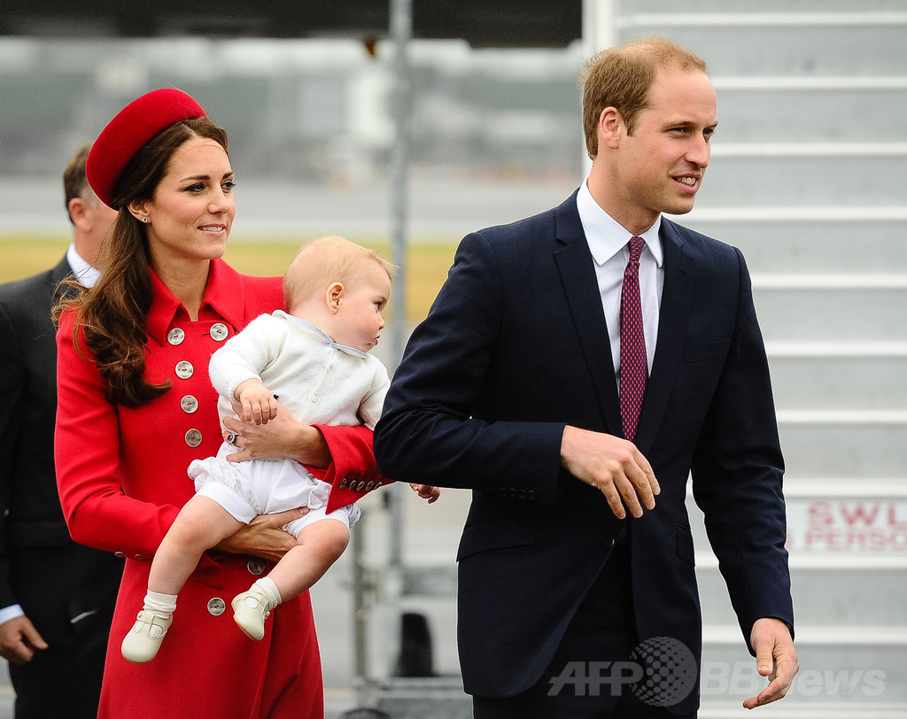 キャサリン妃、NZ外遊初日に着用したのはダイアナ元妃も愛用したブランド