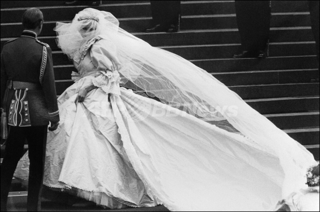ロイヤル・ウェディング　ダイアナ妃　1981 銀製品　イギリス　Cavalier ロイヤル・ウェディング ダイアナ妃 1981 銀製品 イギリス Cavalier