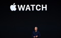 米サンフランシスコで行われたアップルの発表会に登場したティム・クックCEO（2016年9月7日撮影）。(c)AFP/Josh Edelson
