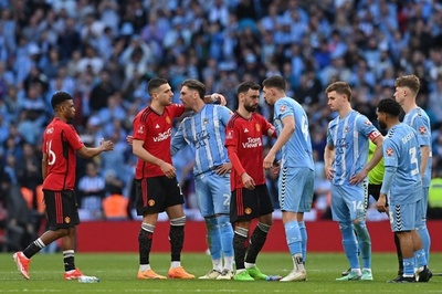 マンUがFA杯決勝進出 PK戦で2部コベントリーに辛勝