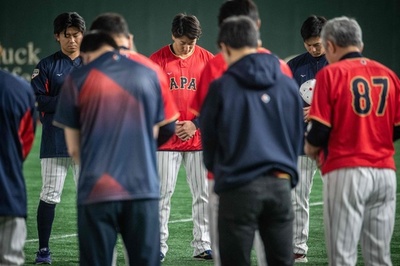WBC日本代表、3.11に黙とう