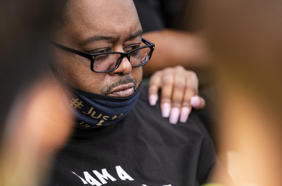 トランプ氏、警官に撃たれた黒人男性の家族との面会計画なし