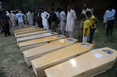 キリスト教会で自爆攻撃、78人死亡 パキスタン