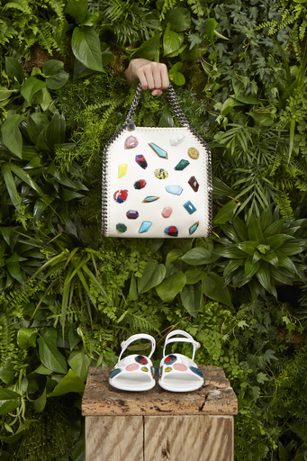 アクセサリー編：ステラ マッカートニー、15年クルーズ・コレクション発表