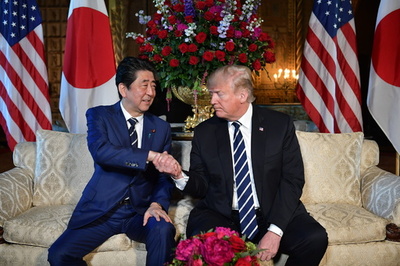 北の兵器計画破棄は「急務」 日米首脳、電話会談で一致