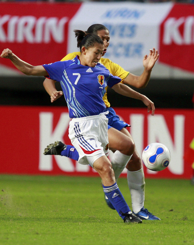 日本 親善試合でブラジルに逆転勝利