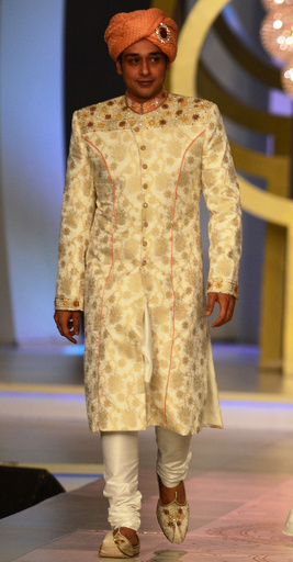 パキスタンでブライダル・クチュール・ウィーク開催